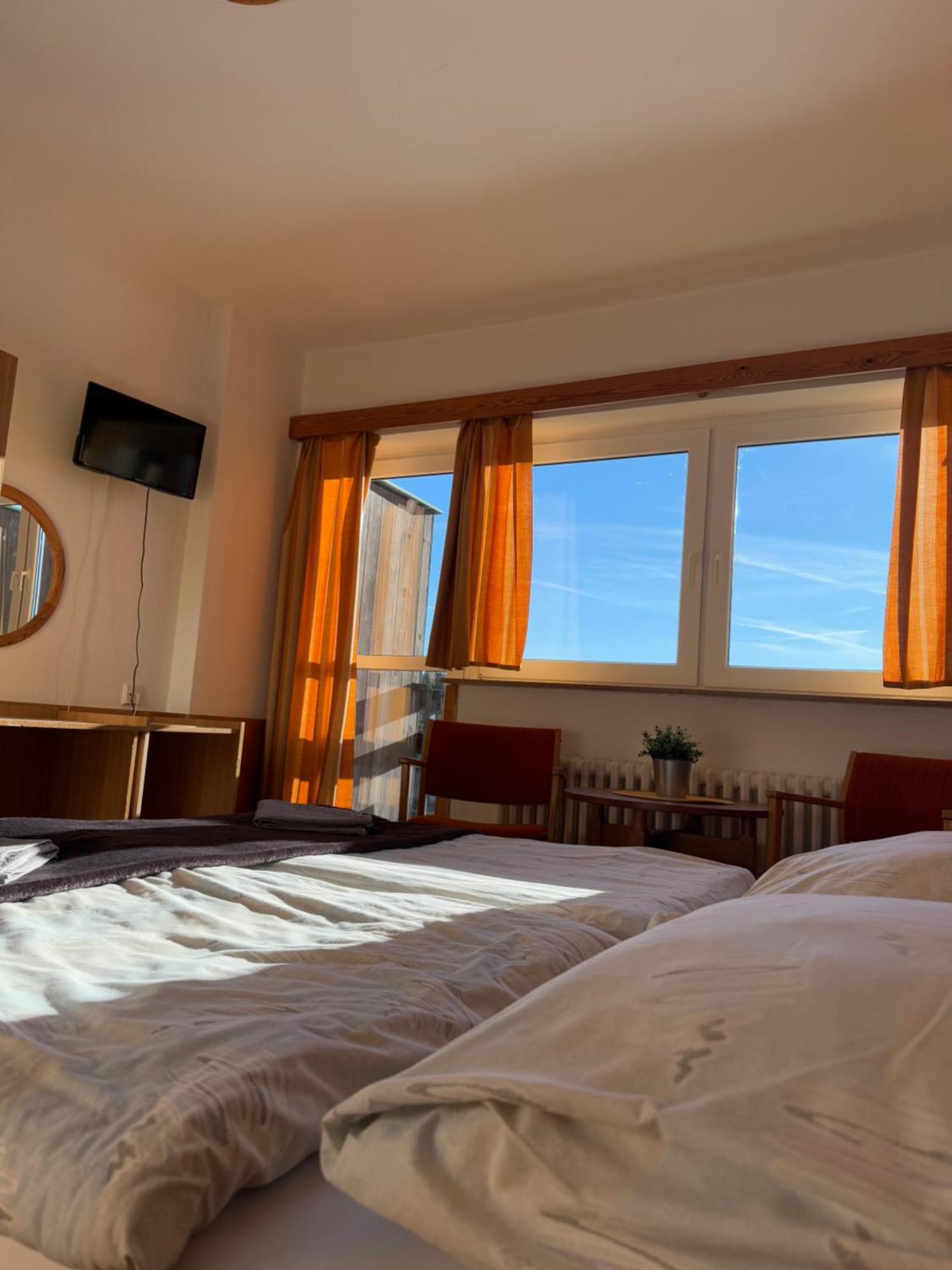 Hotel Albert - Retro Paseky nad Jizerou Extérieur photo